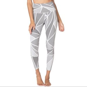 Beyond Yoga Breakout Studio Midi Legging, Black & White Geometric Print (XS)